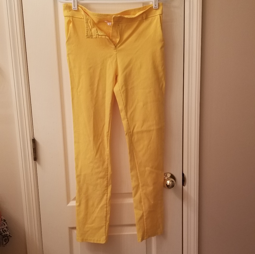 Yellow pants